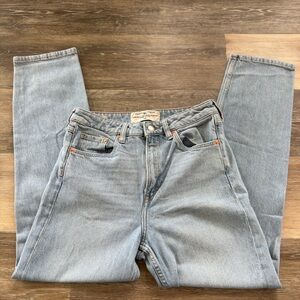 H&M Classic Blue straight leg Denim Jeans
